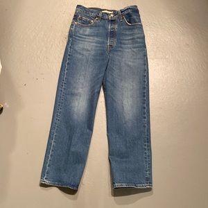Levi’s Ribcage straight leg jean